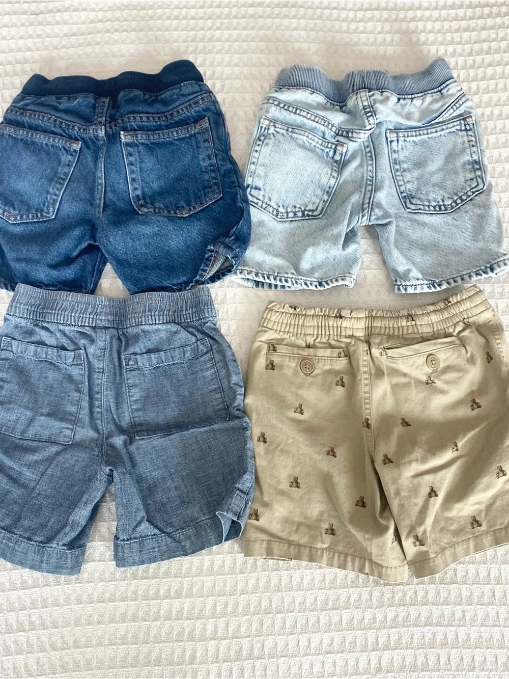 Gap kids size 4 shorts bundle